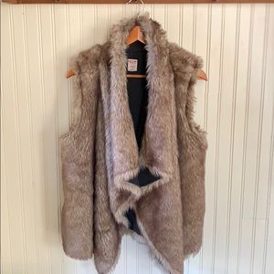 Faux fur vest